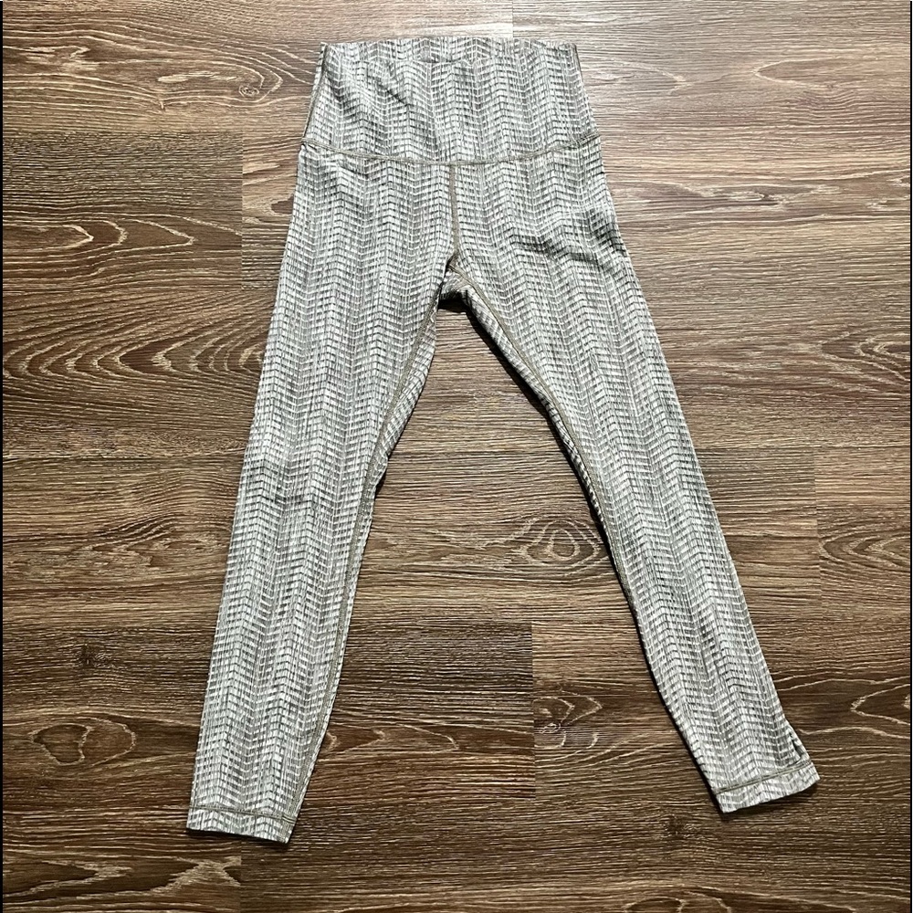 Grey lululemon leggings